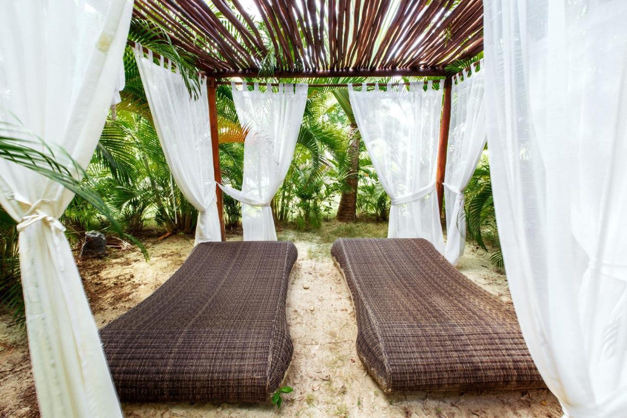 Aventura Village Los Corales Beach And Spa ปุนตากานา ภายนอก รูปภาพ